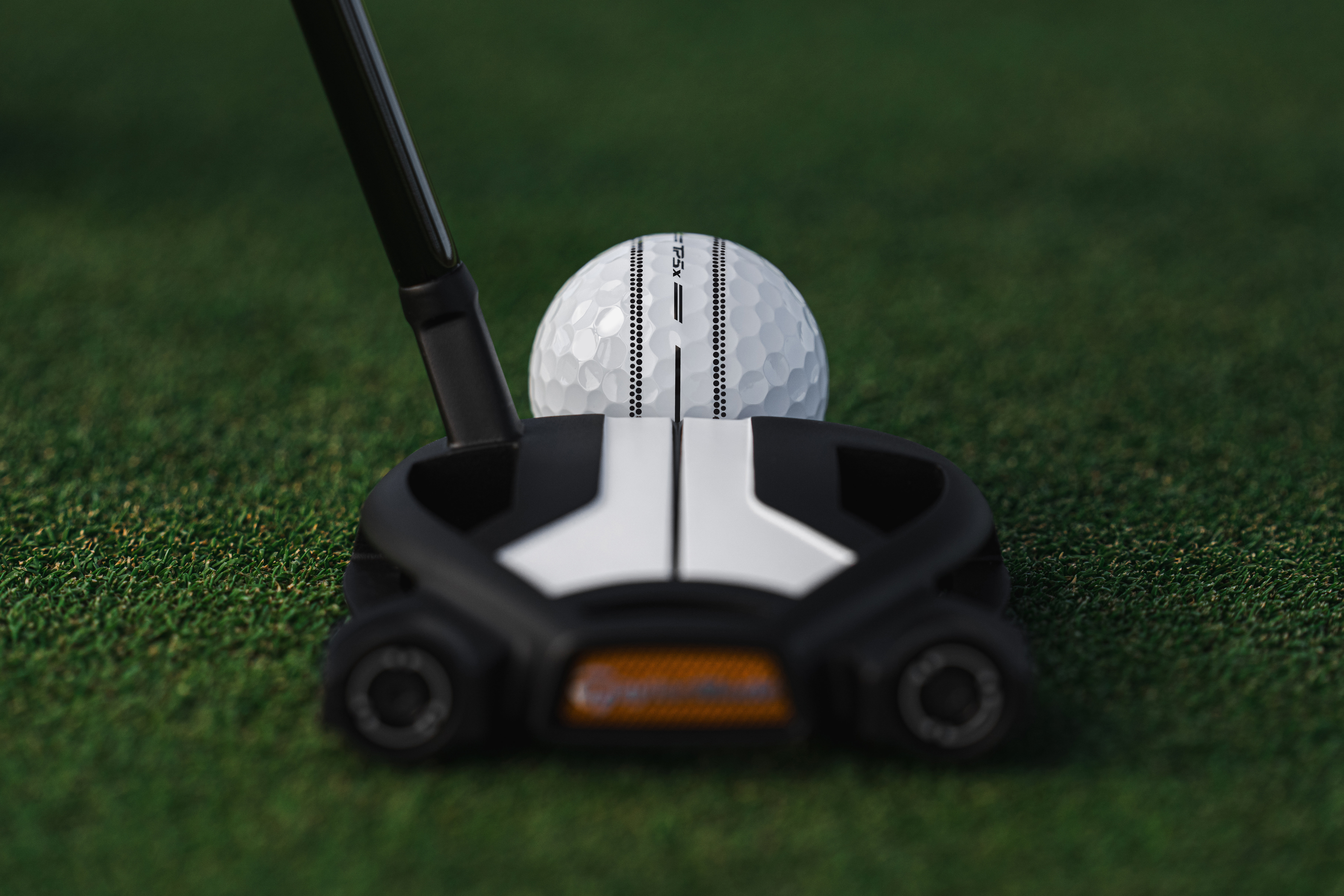 TaylorMade TP5x Stripe 2026 Golf Balls