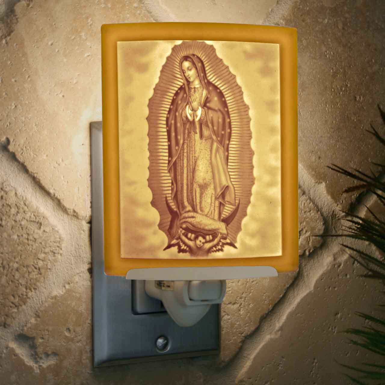 GUADALUPE マリア像 THE CRIMIE GARDEN OUR LADY OF GUADALUPE-NR236