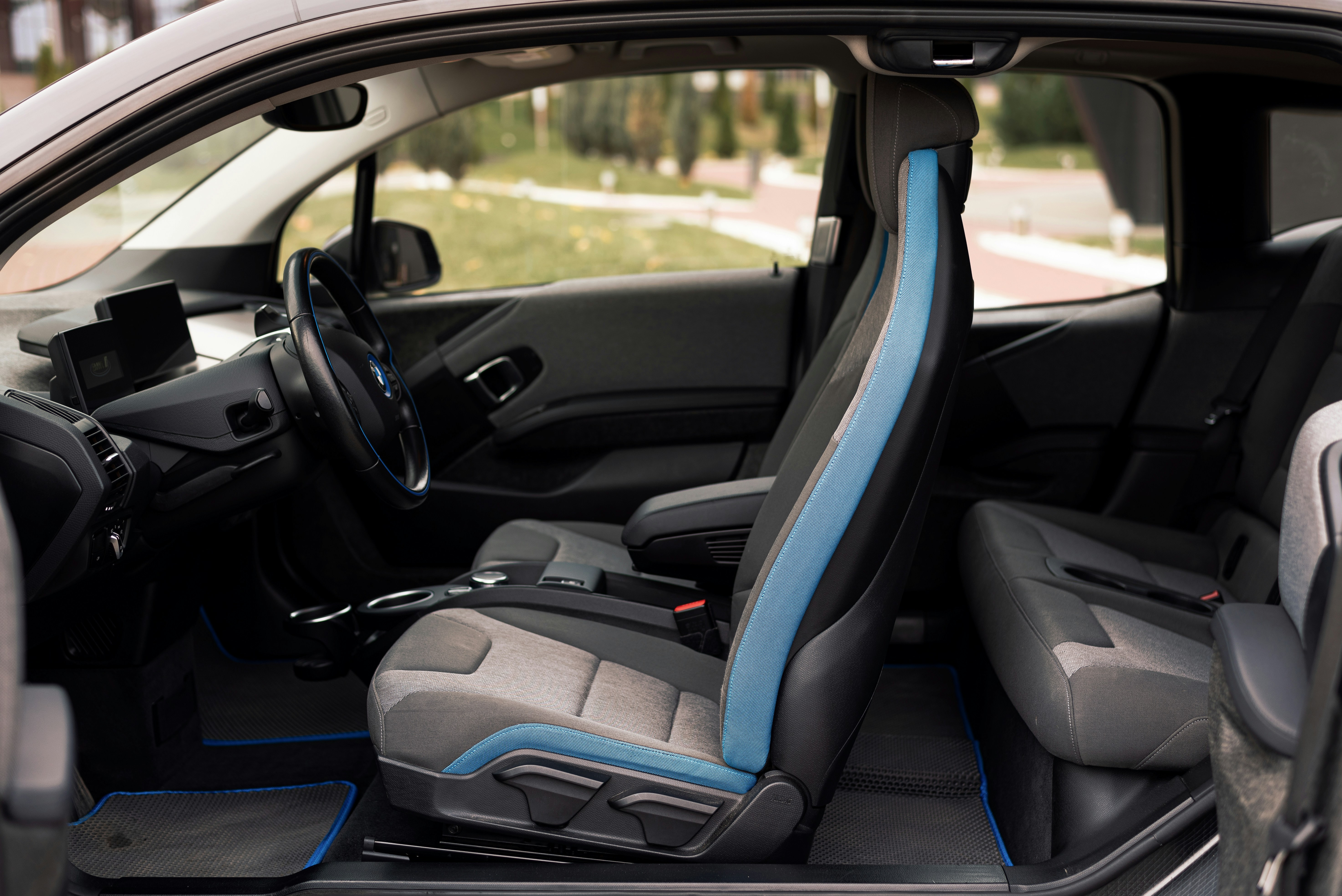 How to Use ZORBX Unscented Odor Remover in Your Car – A Complete Guide