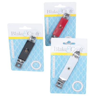 CAN & BOTTLE OPENER MAGNETIC 12PC BLACK/WHITE/RED B&C BLISTER CARD ON MERCH STRIP