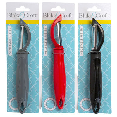 VEGGIE BOW PEELER 7.87IN 3AST COLORS BLACK/GREY/RED B&C TIE ON CARD