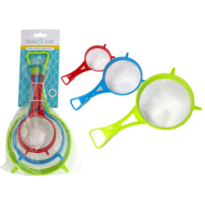 STRAINER NYLON W/PLASTIC HANDLE 3PC SET MULTICLR 3.15/4.3/5.5IN TIE ON CARD/POLYBAG
