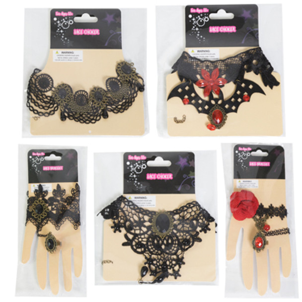 LACE CHOKER OR BRACELET W/RING 5AST W/METAL CLASP HALLWN HAND/NECK TCD