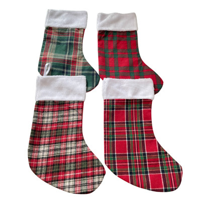 STOCKING CHRISTMAS PLAID 4AST 17IN W/WHITE FURRY CUFF FELT BACKED/JHOOK/HT
