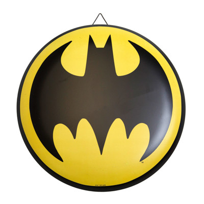 WALL DECOR 12X12 BATMAN ROUND EMB METAL HANGING