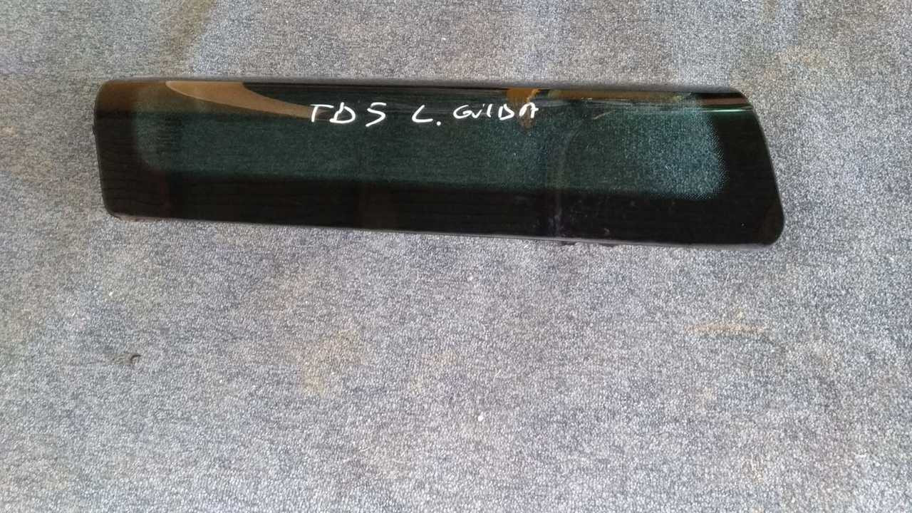 Vetro alpino sx Discovery 2