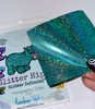 Holographic Glitter - Rainbow Water
Applied on Black surface