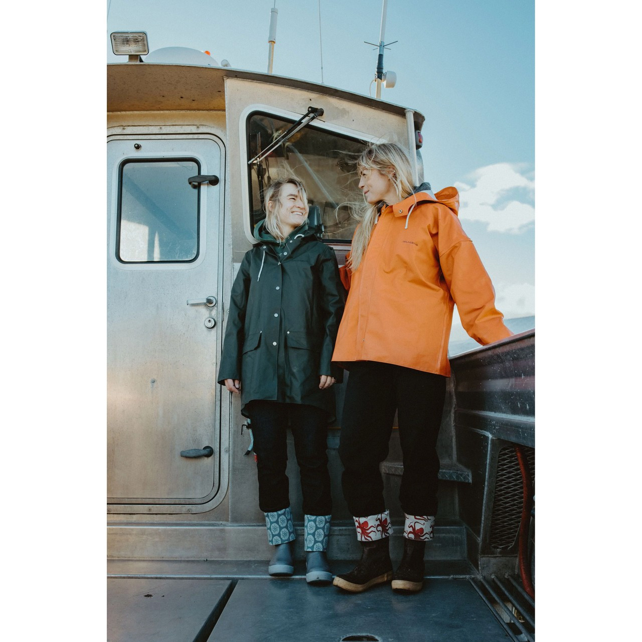 XWL1SD XTRATUF Women's Salmon Sisters 15in Legacy Boots - Grey Sand Dollar