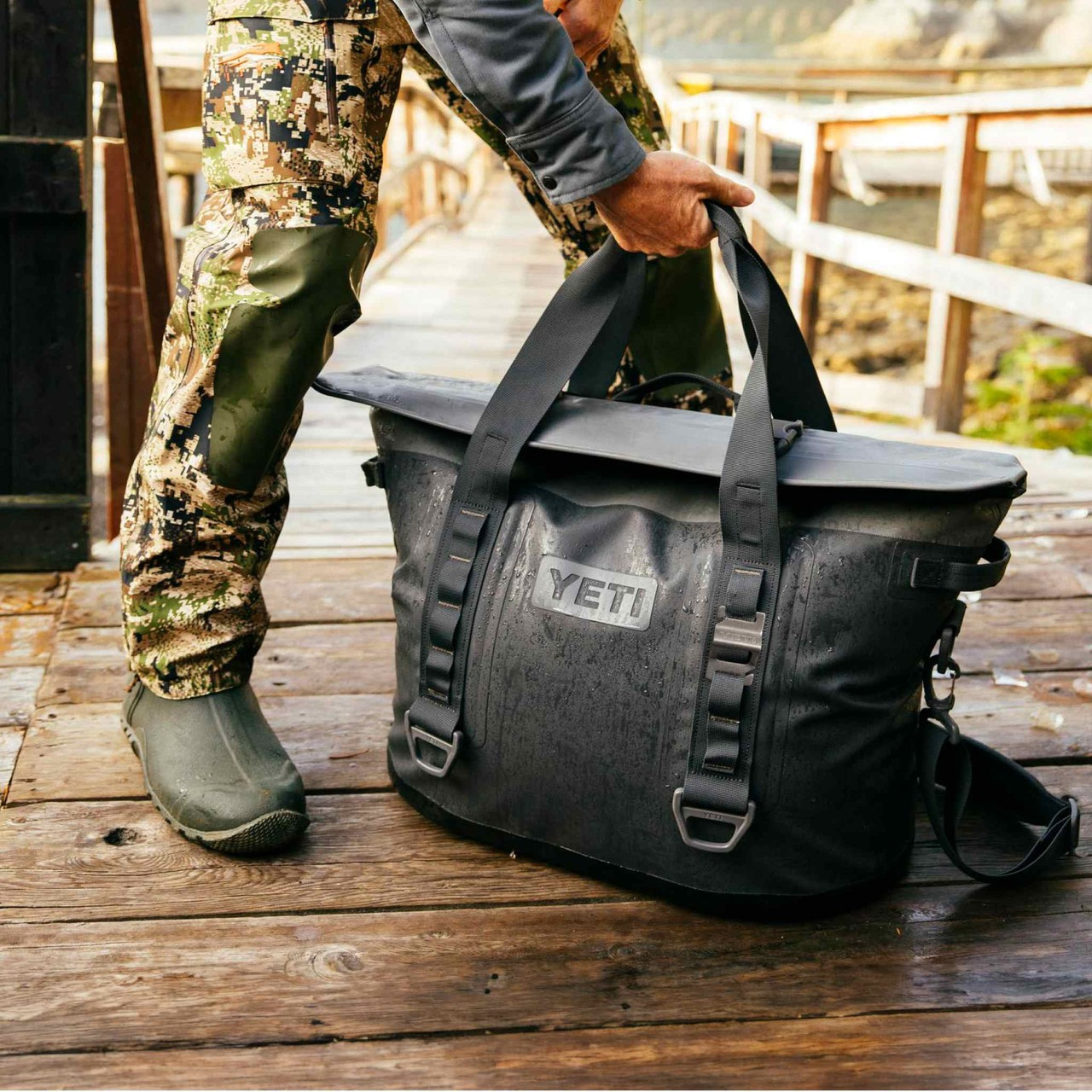 18060131429 Yeti Hopper M30 Tote Soft Cooler Charcoal