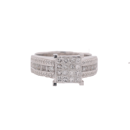 Ladies' Ring in 14k White Gold with 1.36ct Princess Cut Diamonds