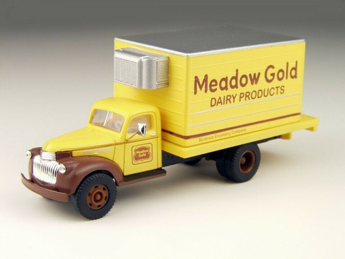 CMW 41/46 Chevrolet Delivery Truck - Meadow Gold Dairy