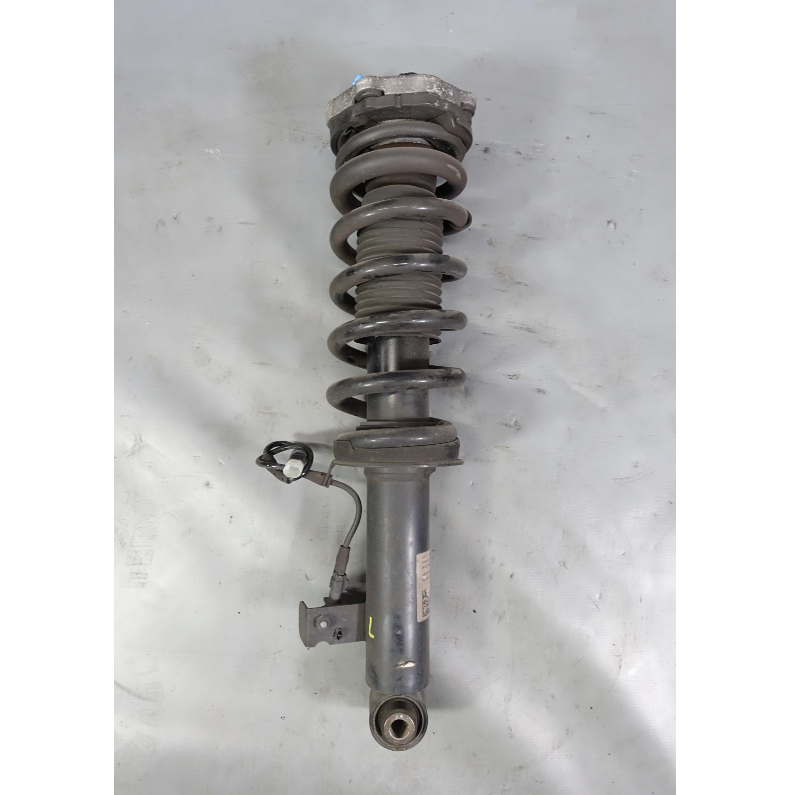 ハーマン3 20-24 BMW F97 X3M F98 X4M Factory Left Rear VDC Spring Shock