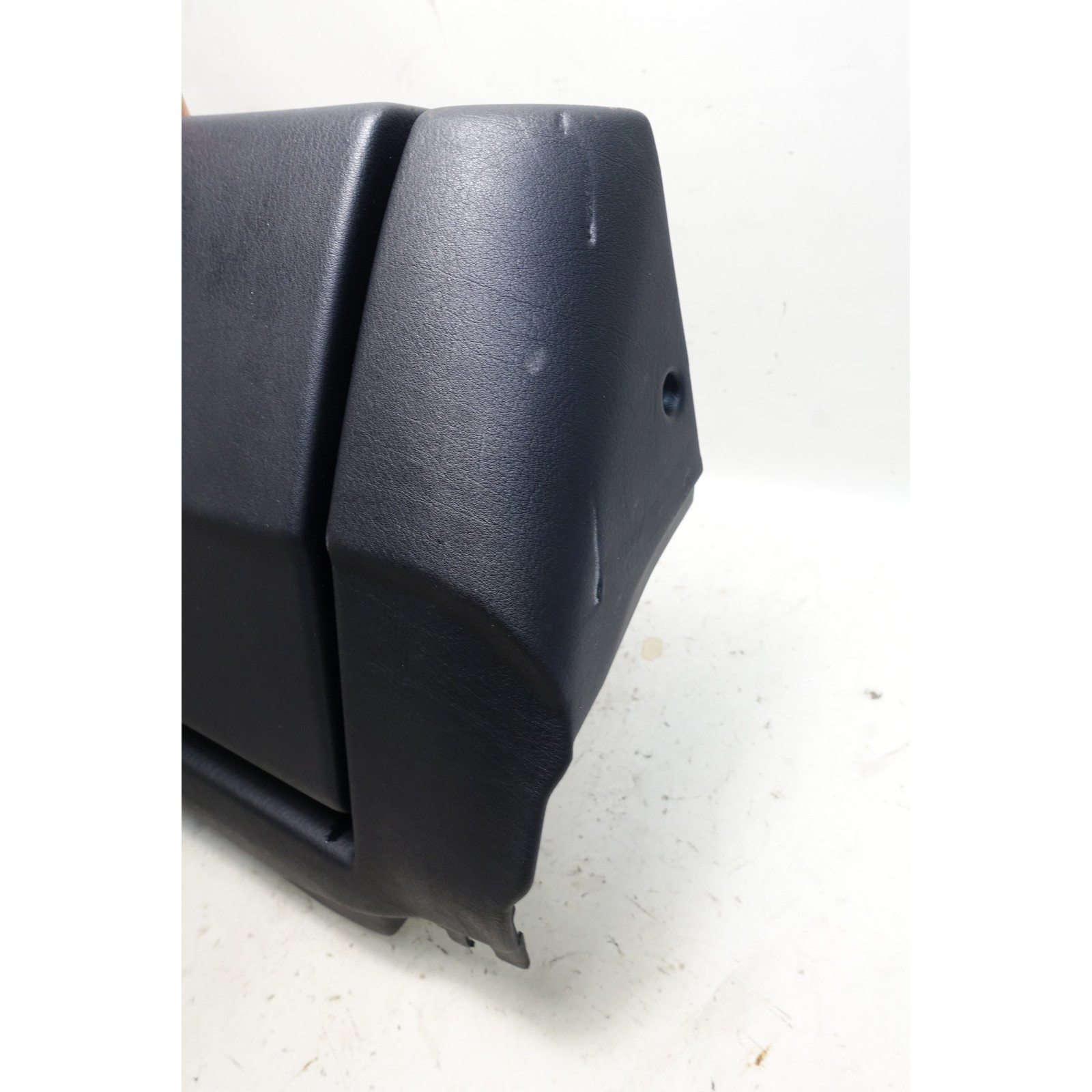 Damaged 1996-2002 BMW Z3 Roadster Coupe Glove Box Assembly Black