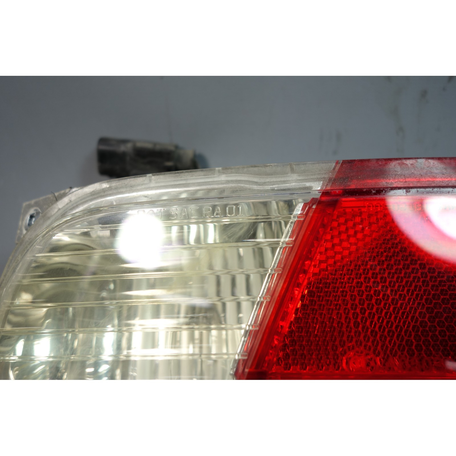 06-10 BMW E63 E64 M6 Rear Bumper Right Lower Tail Light Lamp OEM