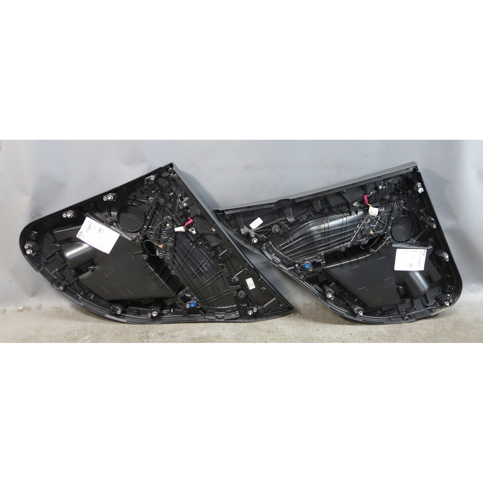 24-25 BMW U10 X2 Rear Door Card Trim Panel Pair Black Leather Blue