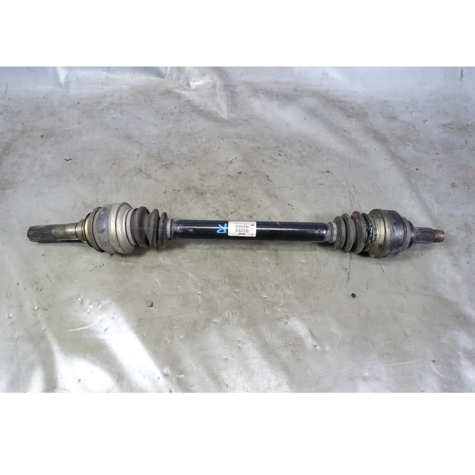 Damaged BMW F80 M3 F82 M4 F87 Right Rear Axle Output Half Shaft