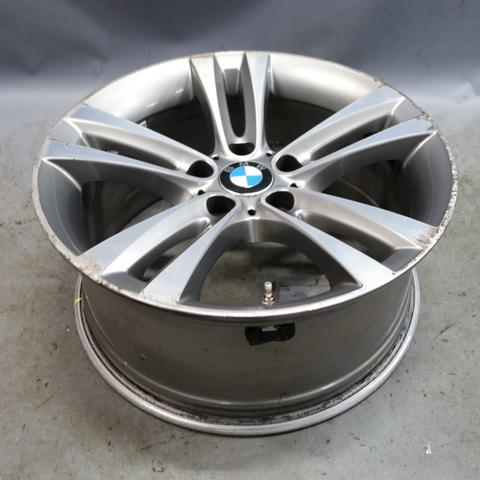 Damaged 12-20 BMW F3x 3-Series 4-Series 18x8 Style 397 Alloy Wheel