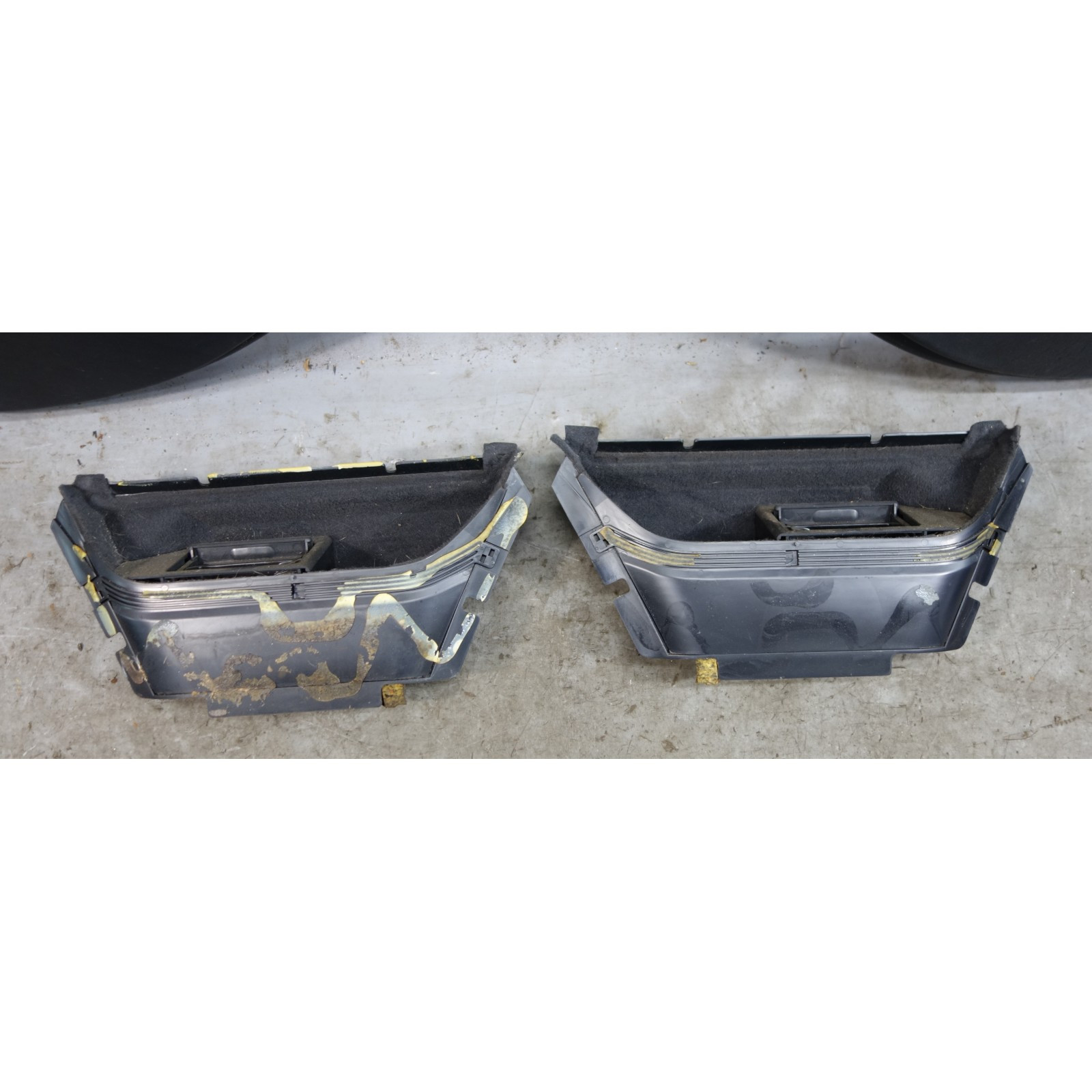Damaged 97-03 BMW E39 5-Series Rear Door Panel Trim Pair Black