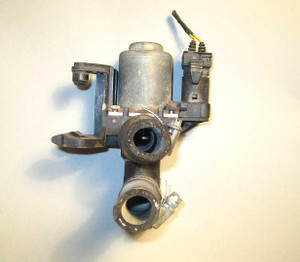 BMW E36 3-Series 318ti Z3 Roadster Coupe Hot Water Heater Valve 1995-2002 USED