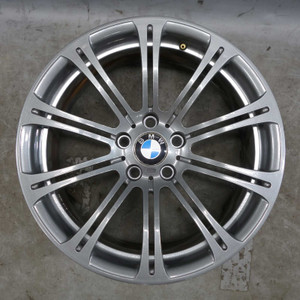 Painted 08-13 BMW E9x M3 Rear Style 220 Wheel 19x9.5 M Double Spoke Wheel OEM - 45415
