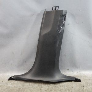 2019-2025 BMW G05 X5 G07 X7 F95 Lower Right B-Pillar Trim Cover Black OEM