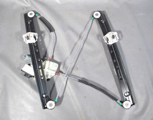 BMW E83 X3 Right Front Passeng Window Regulator Lifter w Motor 2004-2010 USED OE