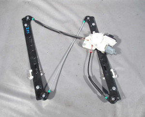 BMW E83 X3 Left Front Drivers Window Regulator Lifter w Motor 2004-2010 USED OEM