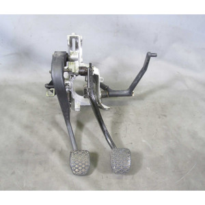 BMW E39 5-Series Manual Trans Clutch Pedal Assembly Swap w Master 1998-2000 USED