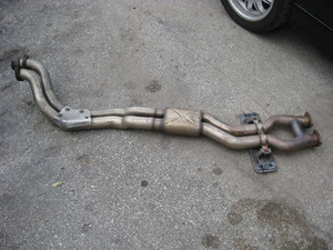 BMW E46 M3 Rear Intermediate Mid Exhaust Pipe Silencer 2001-2006 USED OEM