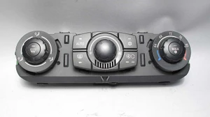 BMW E85 Z4 Roadster Climate Control Panel w Automatic AC Heat  2003-2005 OEM