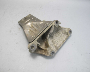 2013-2017 BMW N20 N26 4-cylinder xDrive AWD Right Engine Support Arm Bracket OEM