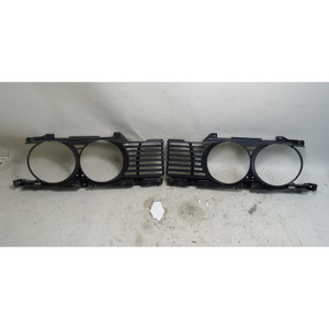 BMW E34 5-Series 6cyl Narrow Headlight Grille Pair Left Right OEM 1989-1995
