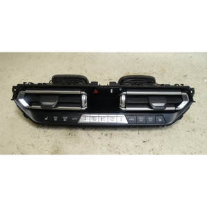 2019-2020 BMW G20 3-Series Early Climate Control AC Air Vent Dash Unit OEM