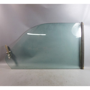67-76 BMW 1602 2002 2002tii Right Rear Quarter Pop Out Vent Window Glass w Latch