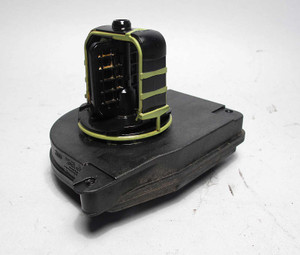 BMW N51 N52 3.0L 6-Cylinder Intake Manifold DISA Valve Small Right 2006-2013 OEM