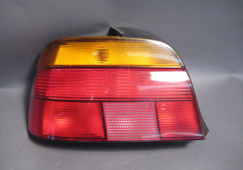 BMW E39 5 Series Early Left Driver Tail Light 1997-2000 4dr Sedan OEM USED