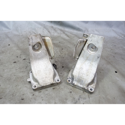 BMW E60 M5 E63 M6 S85 V10 Engine Mount Support Arm Pair L+R 2006–2010 OEM USED