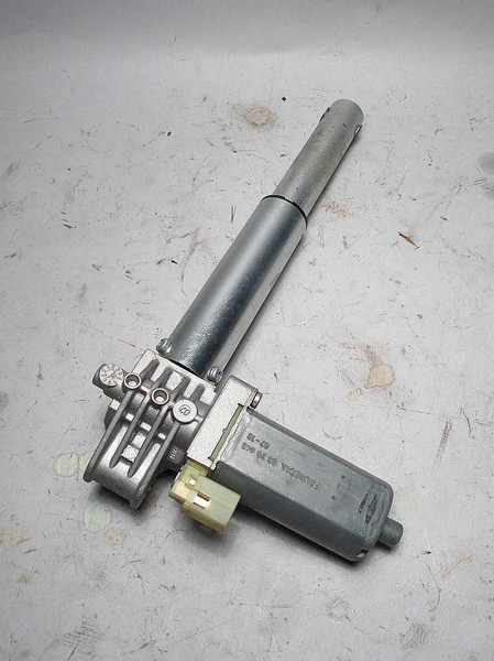 BMW E60 E65 X5 Left Front Power Seat Height Adjustment Motor 2002