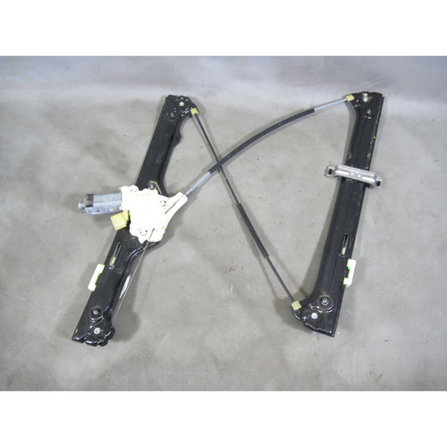 2007-2013 BMW E70 X5 SAV Factory Right Front Window Regulator Lifter w Motor