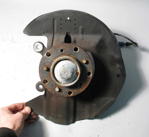 BMW E46 M3 Right Front Wheel Hub Bearing Kingpin Knuckle 2001-2006 USED OEM