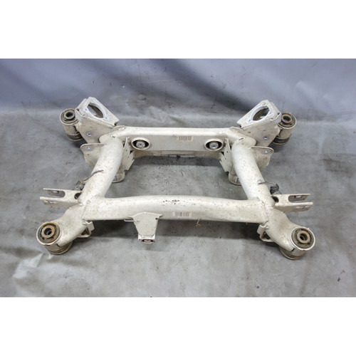 BMW E39 5-Series Touring Wagon Rear Subframe Axle Carrier Support 1999-2003