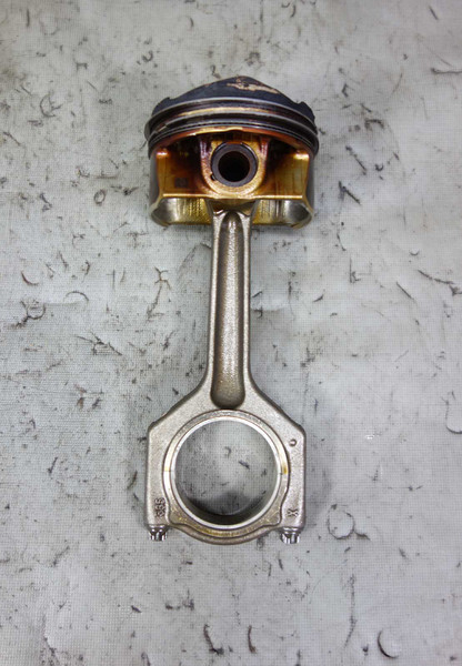 12-17 BMW N20 N26 4-Cylinder Turbo Engine Single Piston and Connecting Rod OEM