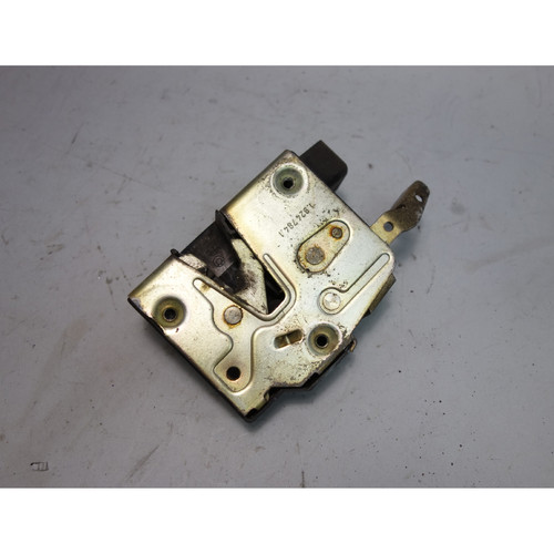 1984-1993 BMW E30 3-Series Right Front Passengers Door Latch Lock OEM
