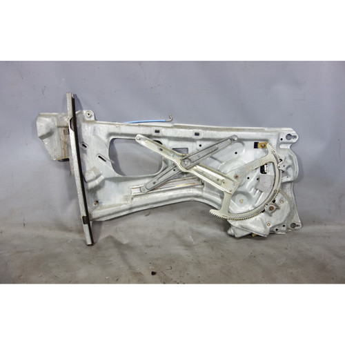 1988-1994 BMW E32 7-Series Long Wheel Right Rear Window Regulator Lifter Motor