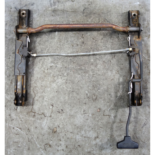 1984-1985 BMW E30 3-Series Sedan Coupe Right Front Passenger Seat Rail OEM