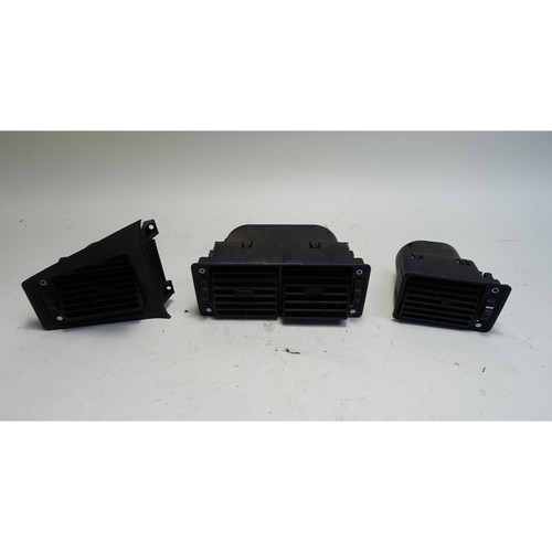 1982-1988 BMW E28 5-Series Factory Front Dash Fresh Air Vent Set OEM