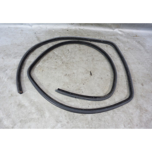 2006-2012 BMW E91 3-Series Touring Wagon Rear Door Weatherstripping Seal Body OE