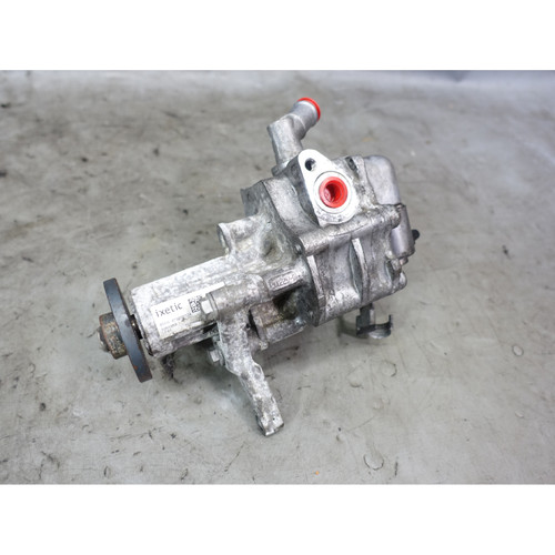 2014 BMW F10 535d xDrive Early Factory Power Steering Vane Pump OEM