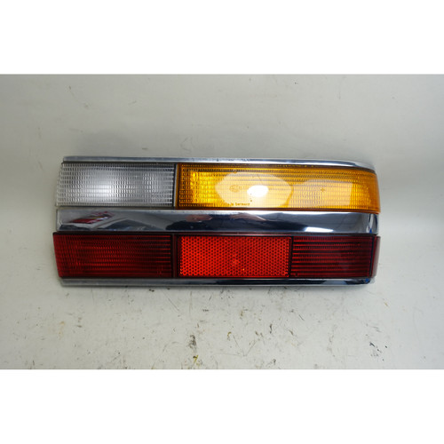 Damaged 1982-1988 BMW E28 5-Series Factory Right Rear Tail Light Lamp OEM