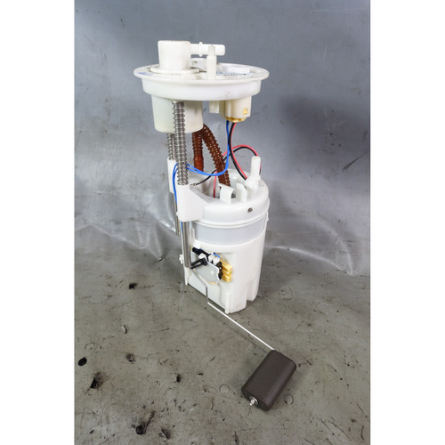 2015-2019 BMW F15 X5 F16 X6 N55 6-Cyl Fuel Delivery Pump with Level Sender OEM